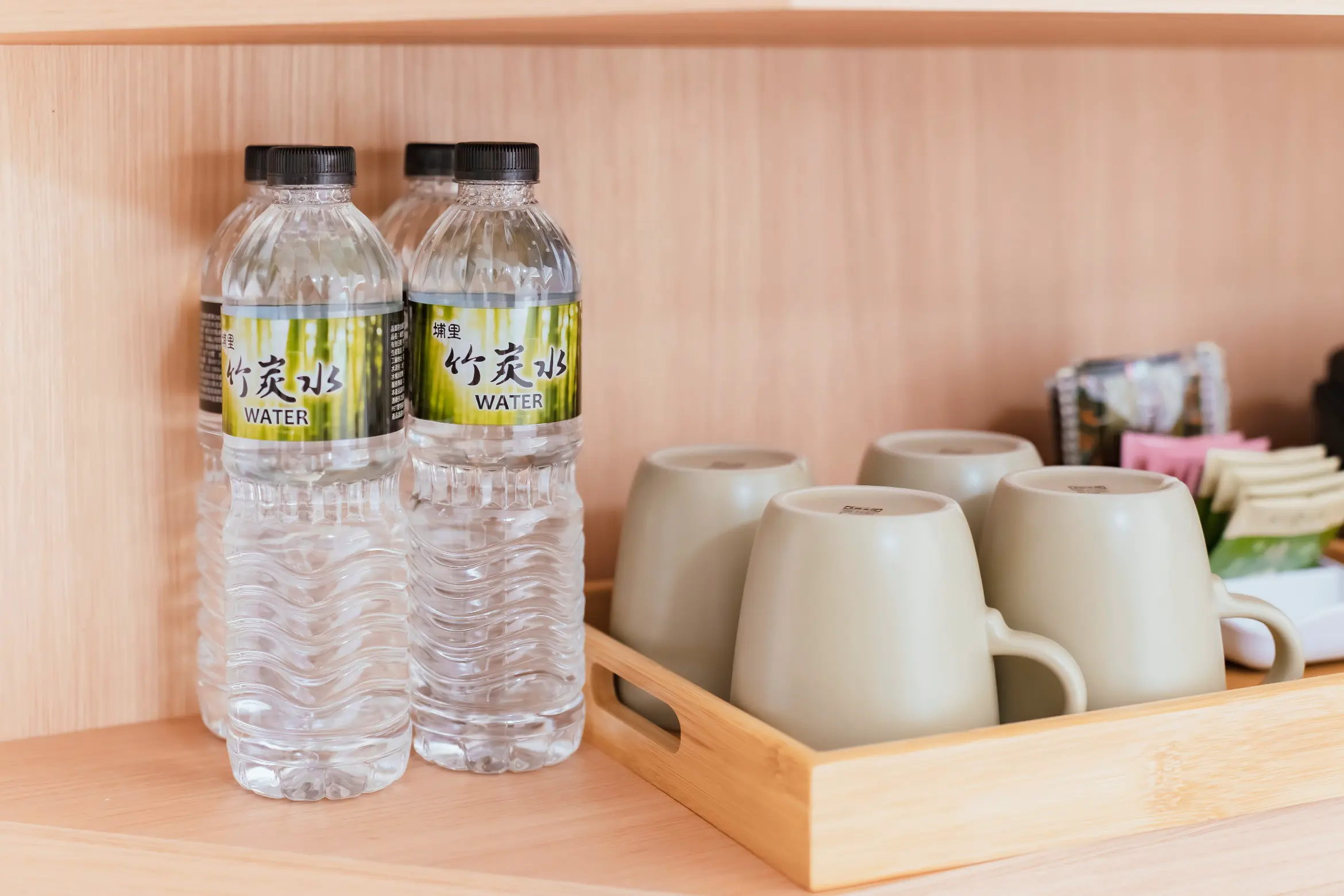 豪華四人房有窗